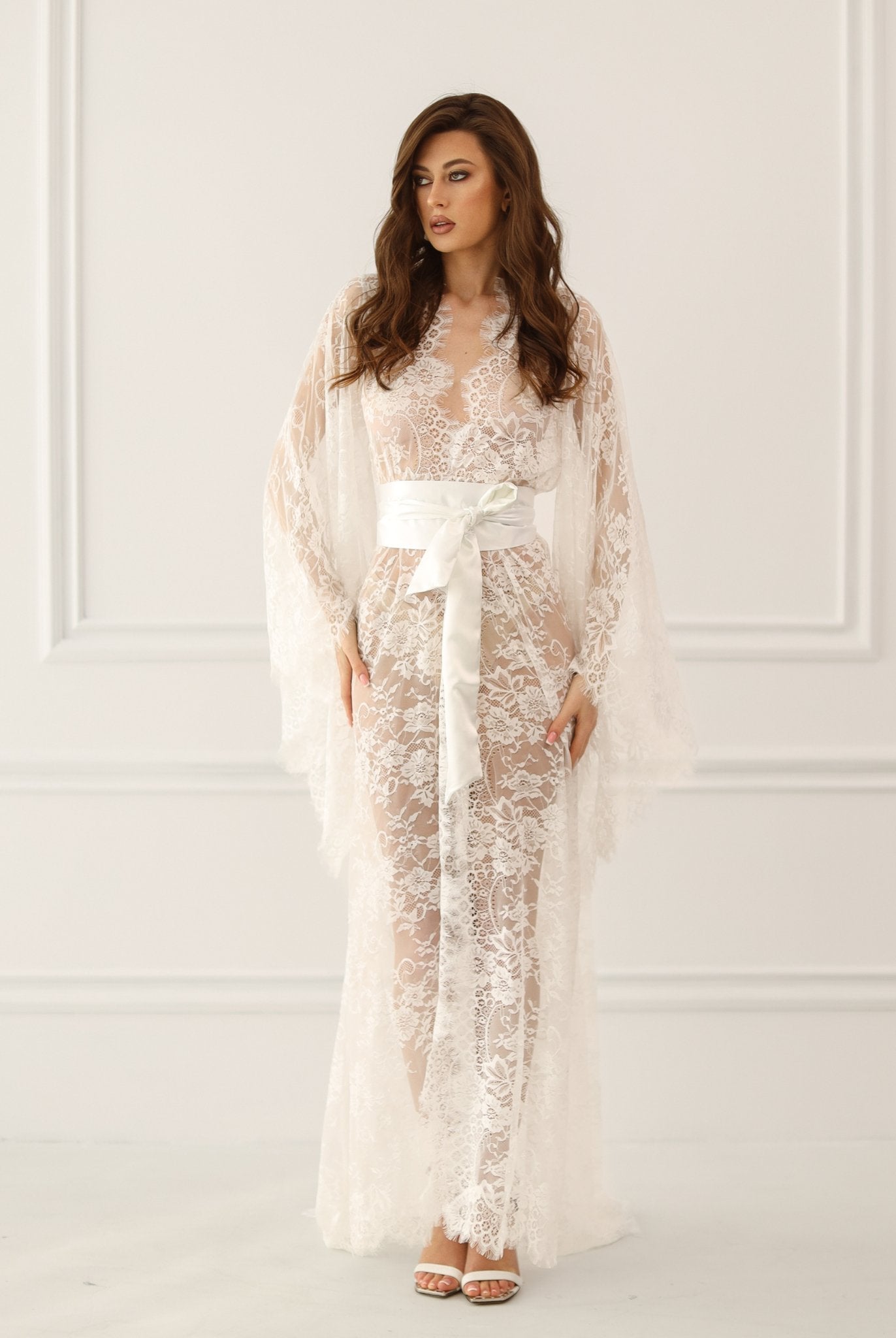 Elegant lace wedding robe for brides with romantic sheer silhouette – Kafemme