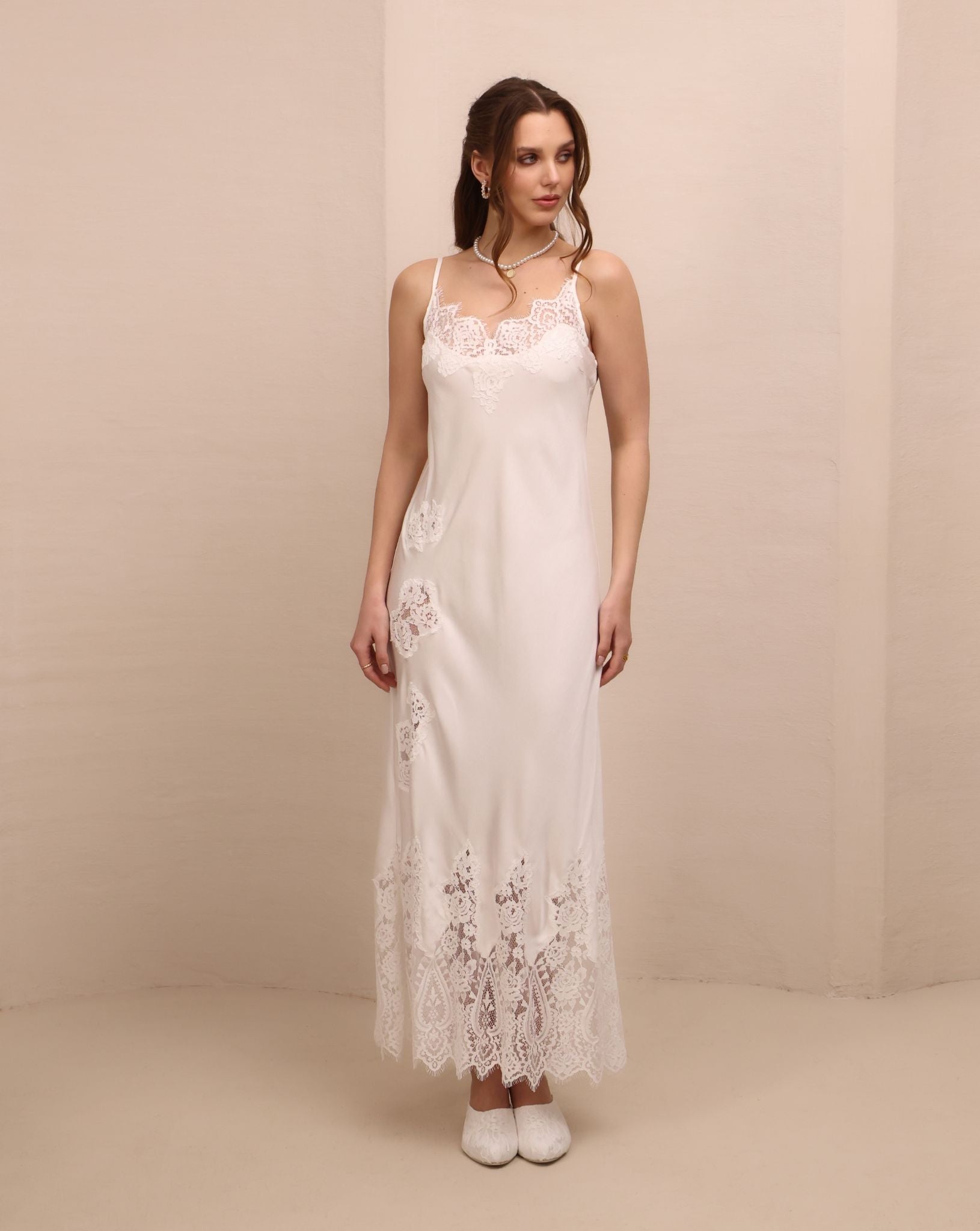 Frontal view of the nightgown with adjustable straps, designed for a perfect fit and breathable cotton comfort.