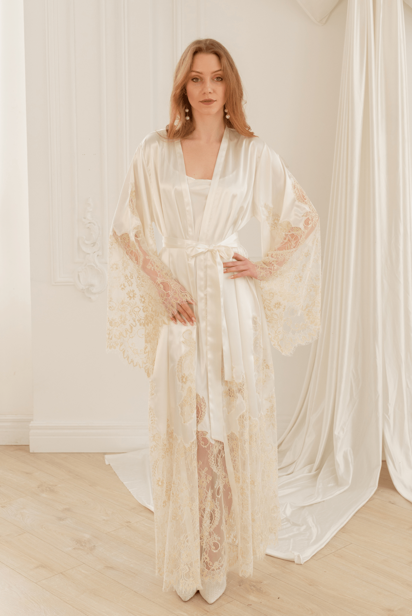 Long ivory lace satin robe and nightgown set – elegant bridal loungewear by Kafemme