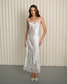 Elegant mid-length silk nightgown in white by Kafemme